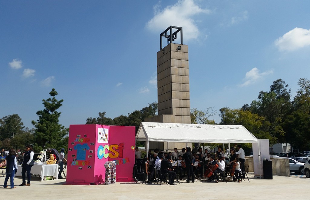 WE SANTA FE REALIZA DONATIVO

A CENTRO COMUNITARIO