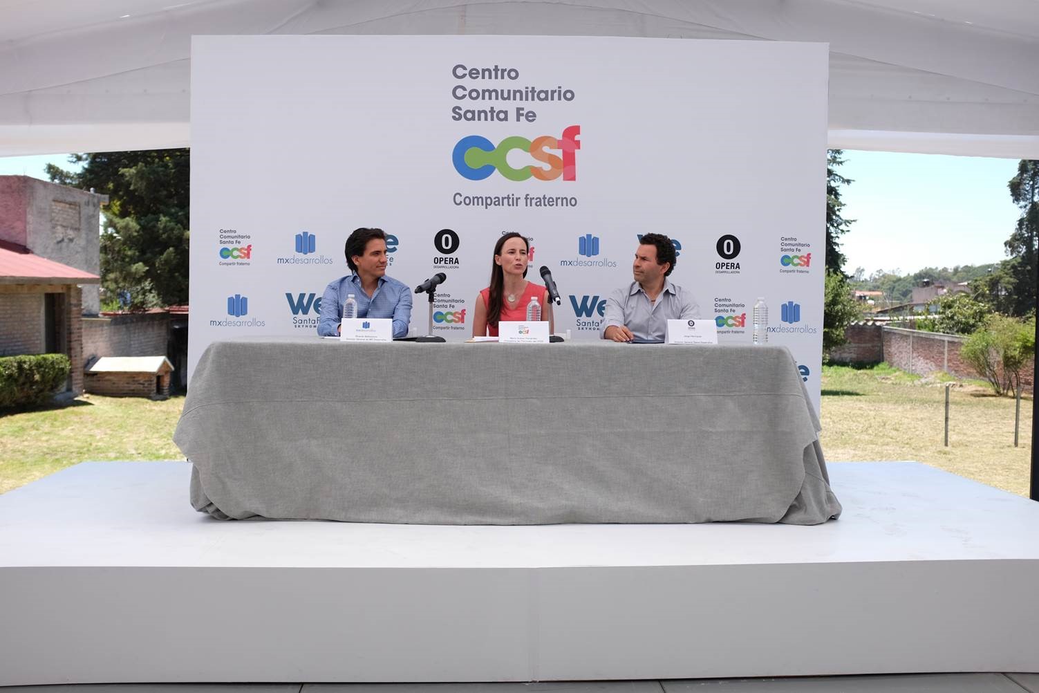 WE SANTA FE SE COMPROMETE
CON LA COMUNIDAD A TRAVÉS
DEL DONATIVO AL CENTRO
COMUNITARIO SANTA FE.